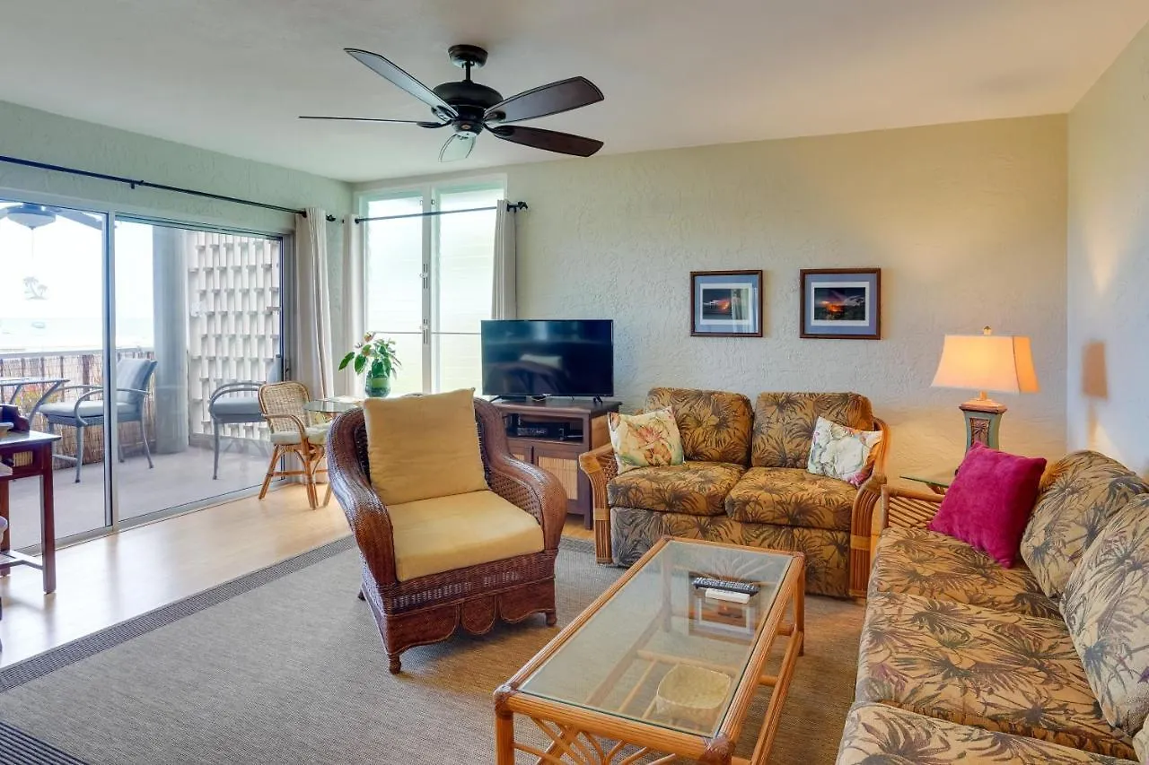 Kailua-Kona Condo With Ocean Views Walk To Beach! 0*,  USA