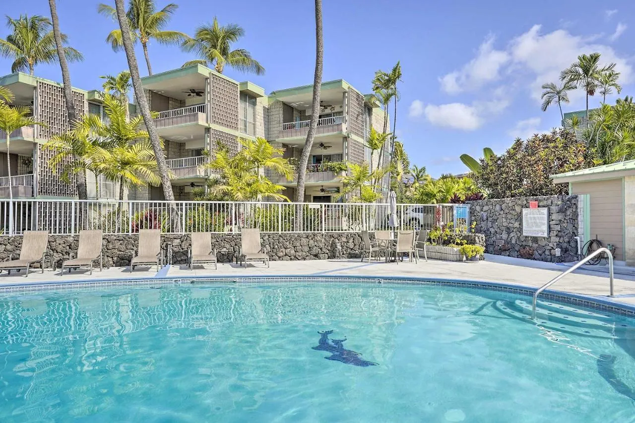 Kailua-Kona Condo With Ocean Views Walk To Beach! location
